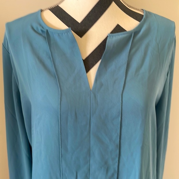 LOFT Outlet Blouse - Picture 3 of 6